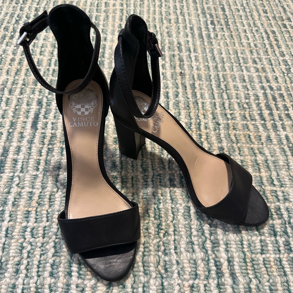 Vince Camuto Yaro Sandals Heels 7.5